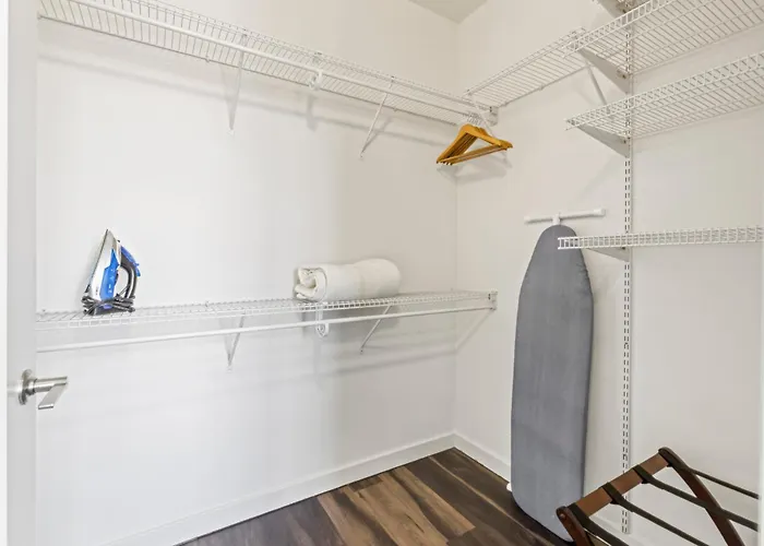 Placemakr Marymount Ballston